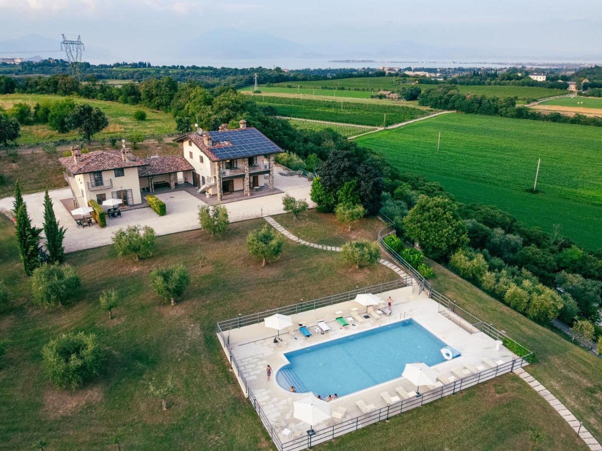 Il Casale Lonato - By Host4U Aparthotel Luaran gambar