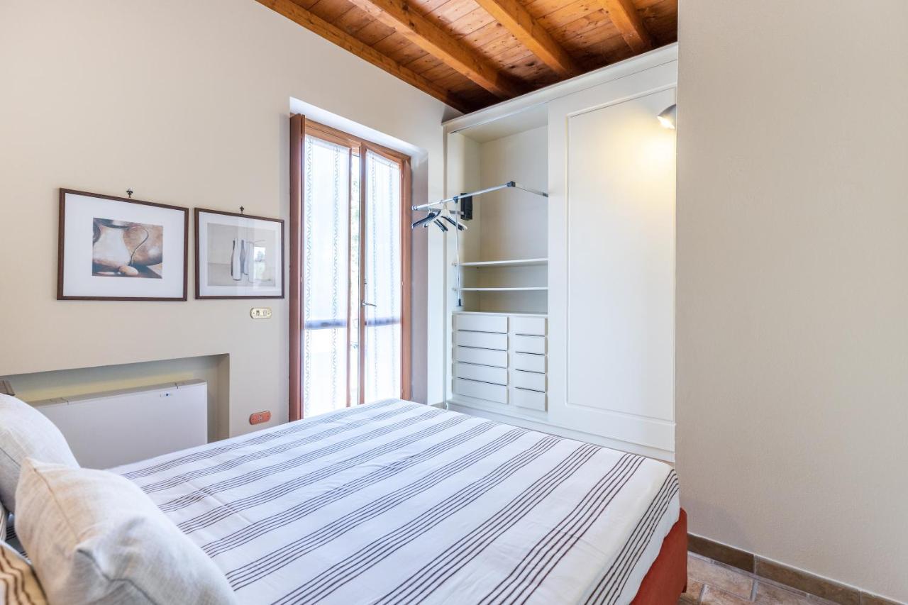Il Casale Lonato - By Host4U Aparthotel Luaran gambar